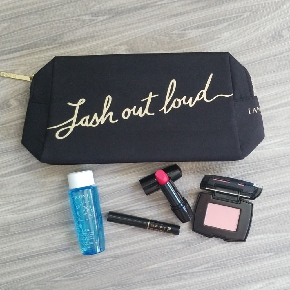 BOGO 🎃 Sale- Lancome makeup sample bundle